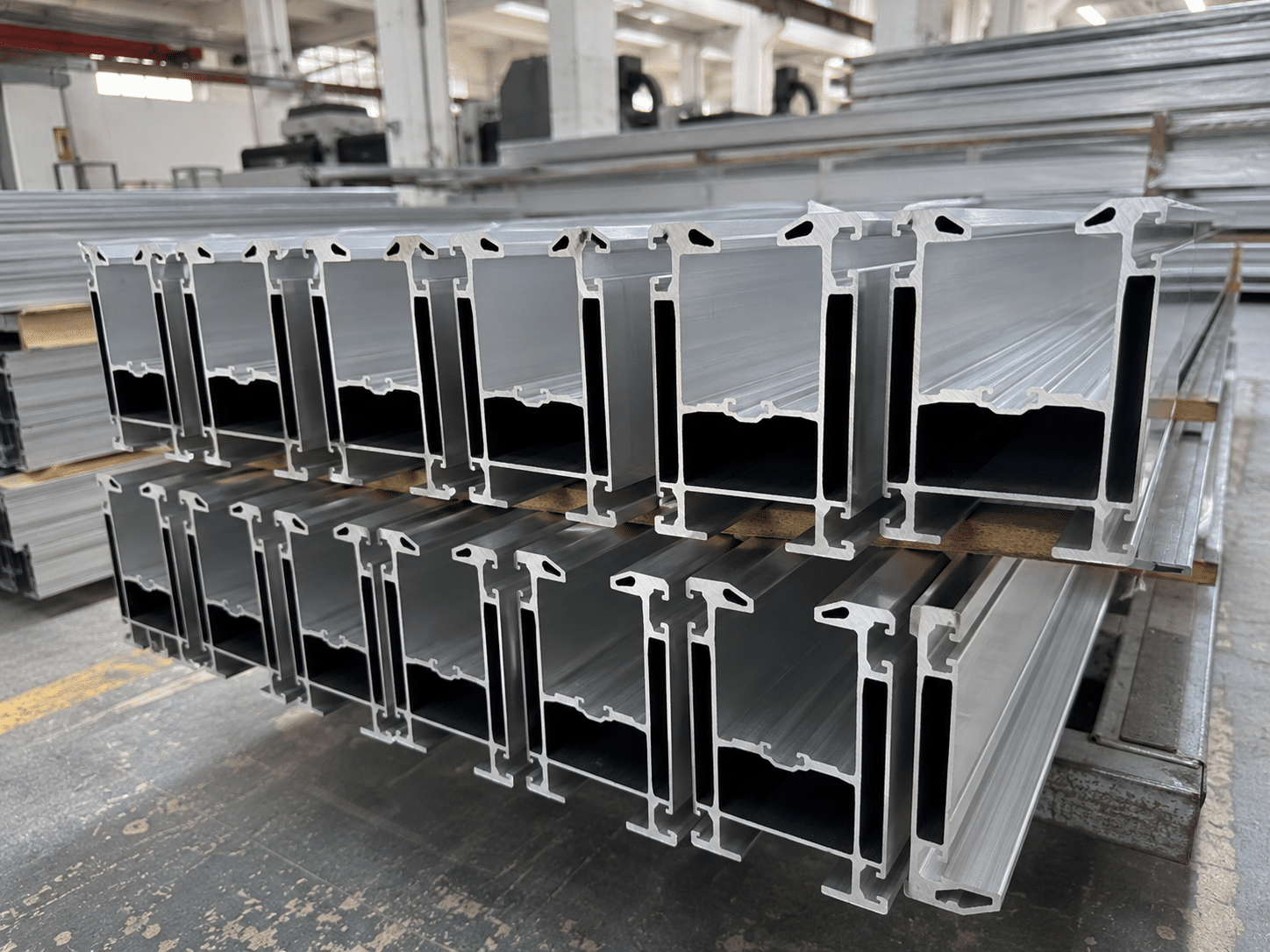 Aluminum extrusion production line for aluminum rail systems